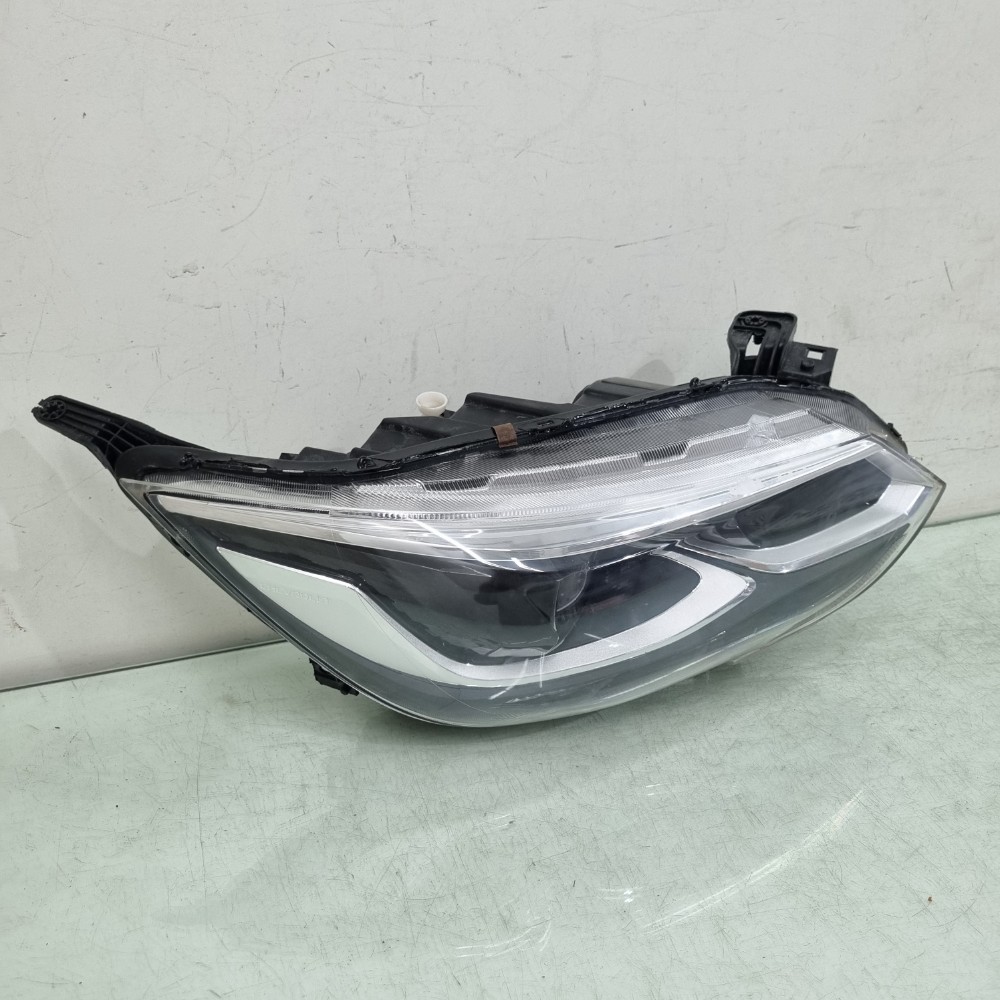 Farol Lado Direito Chevrolet Onix 2020 A 2024 Top Direito/passageiro 2