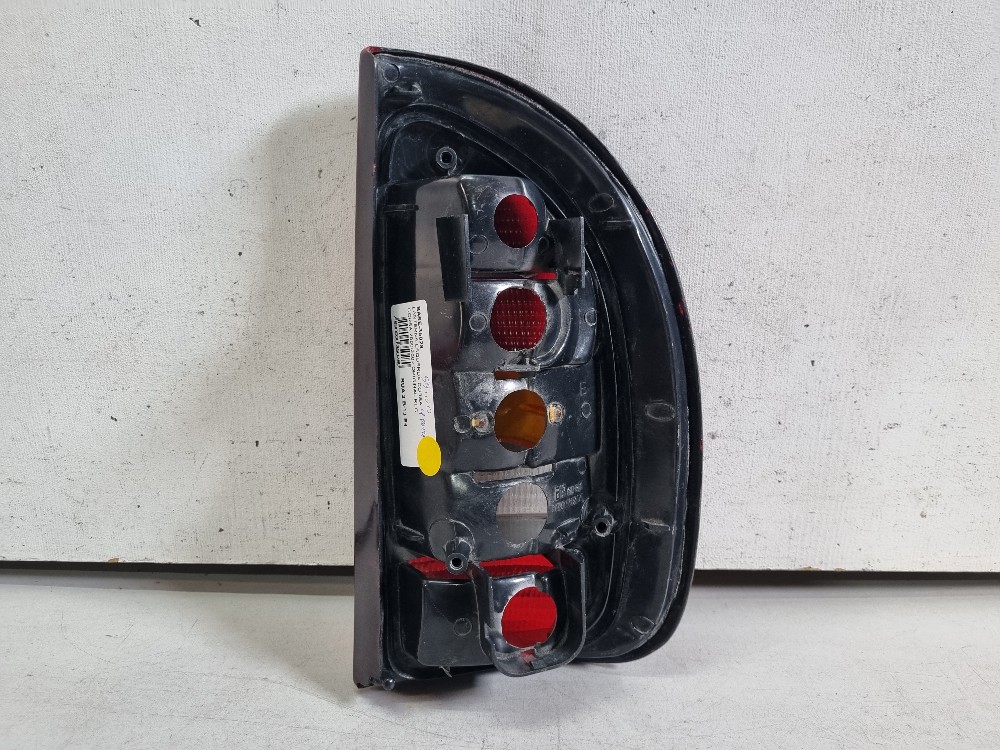 Lanterna Esquerda 4 Pts Chevrolet Corsa 2000/2002 Recuperado Esquerdo/motorista 3