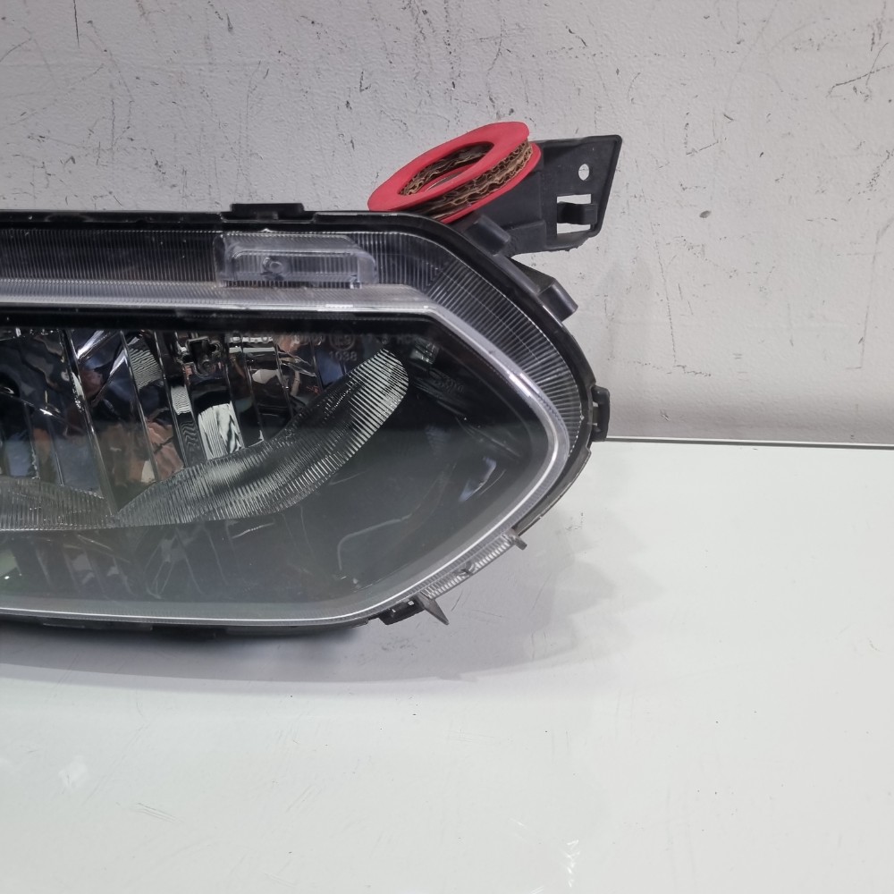 Farol Inferior Direito C/mascara Negra Kwid 2023/25 Original Direito/passageiro 5