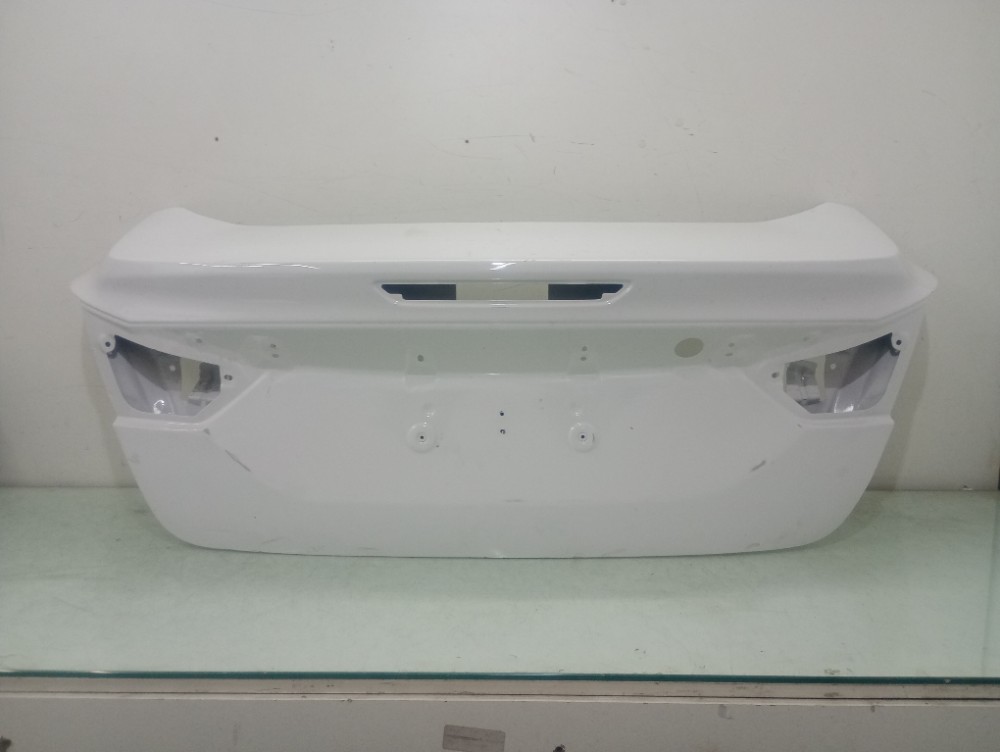 Tampa Traseira Ford Focus Sedan 2013 / 2016 Recuperado 1