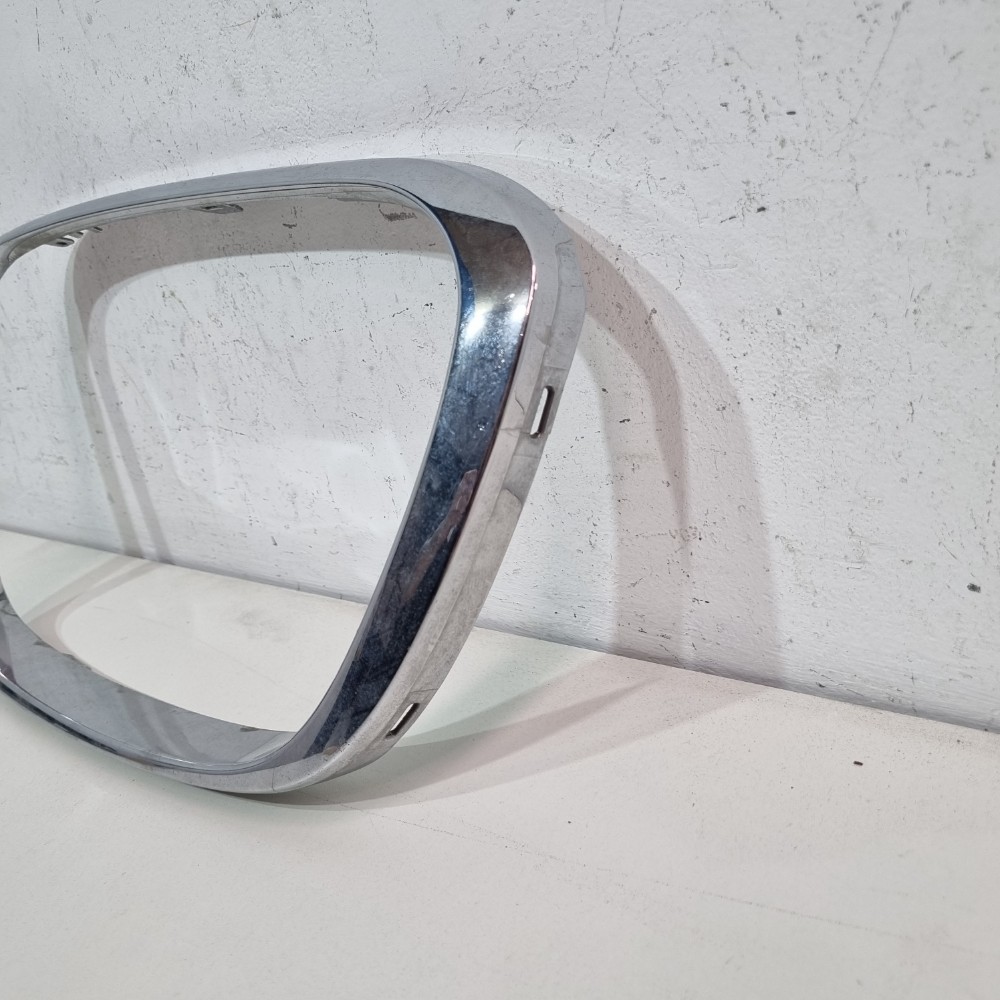 Friso Da Grade Superior Bmw X1 Modelos 2016/2017/2018/2019 9