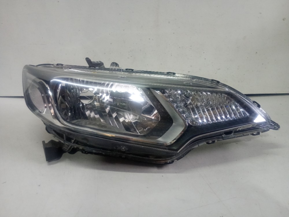 Farol Direito Honda Fit 2016/2020 Recuperado Direito/passageiro 1