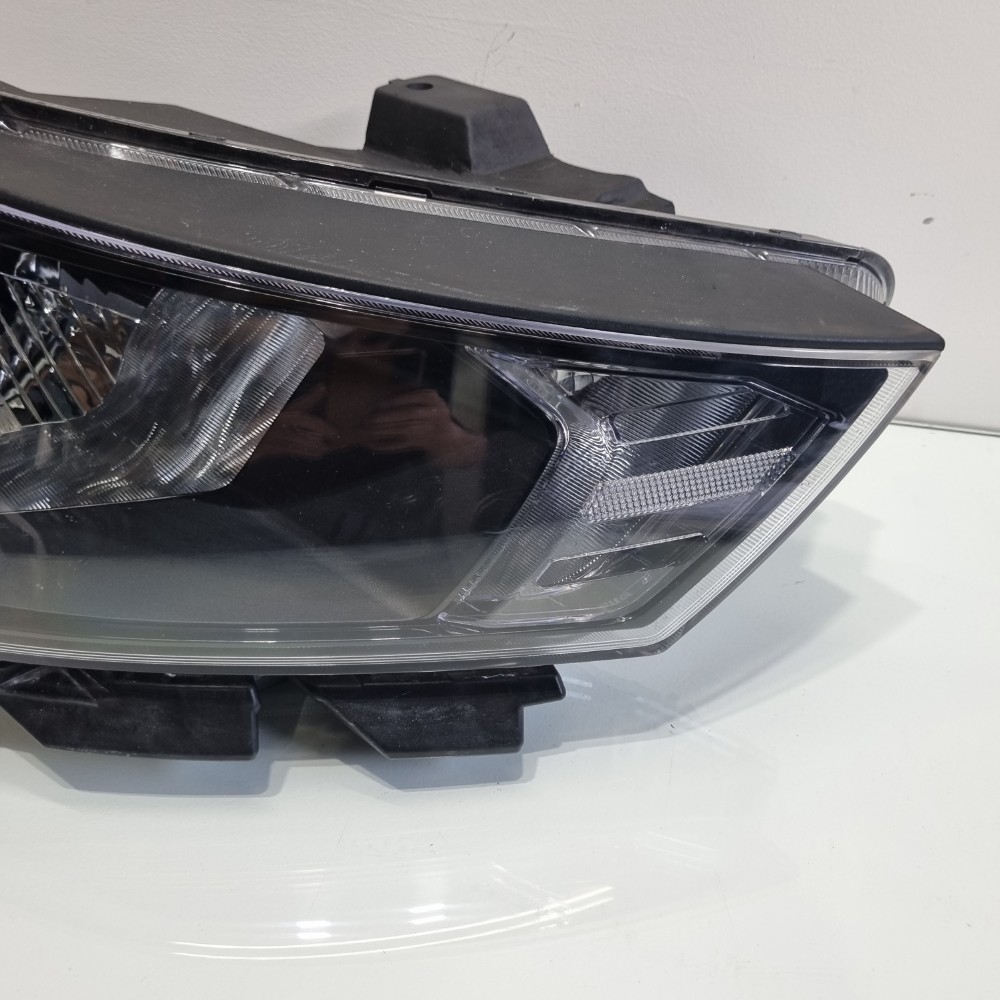 Farol Do Lado Direito Hyundai Hb20 Modelos 2023/2025 Direito/passageiro 2