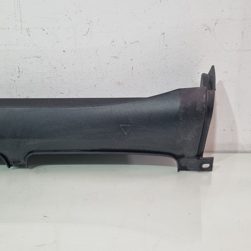 Spoiler Lateral Direito Fiat Toro Modelos 2016/2019 3