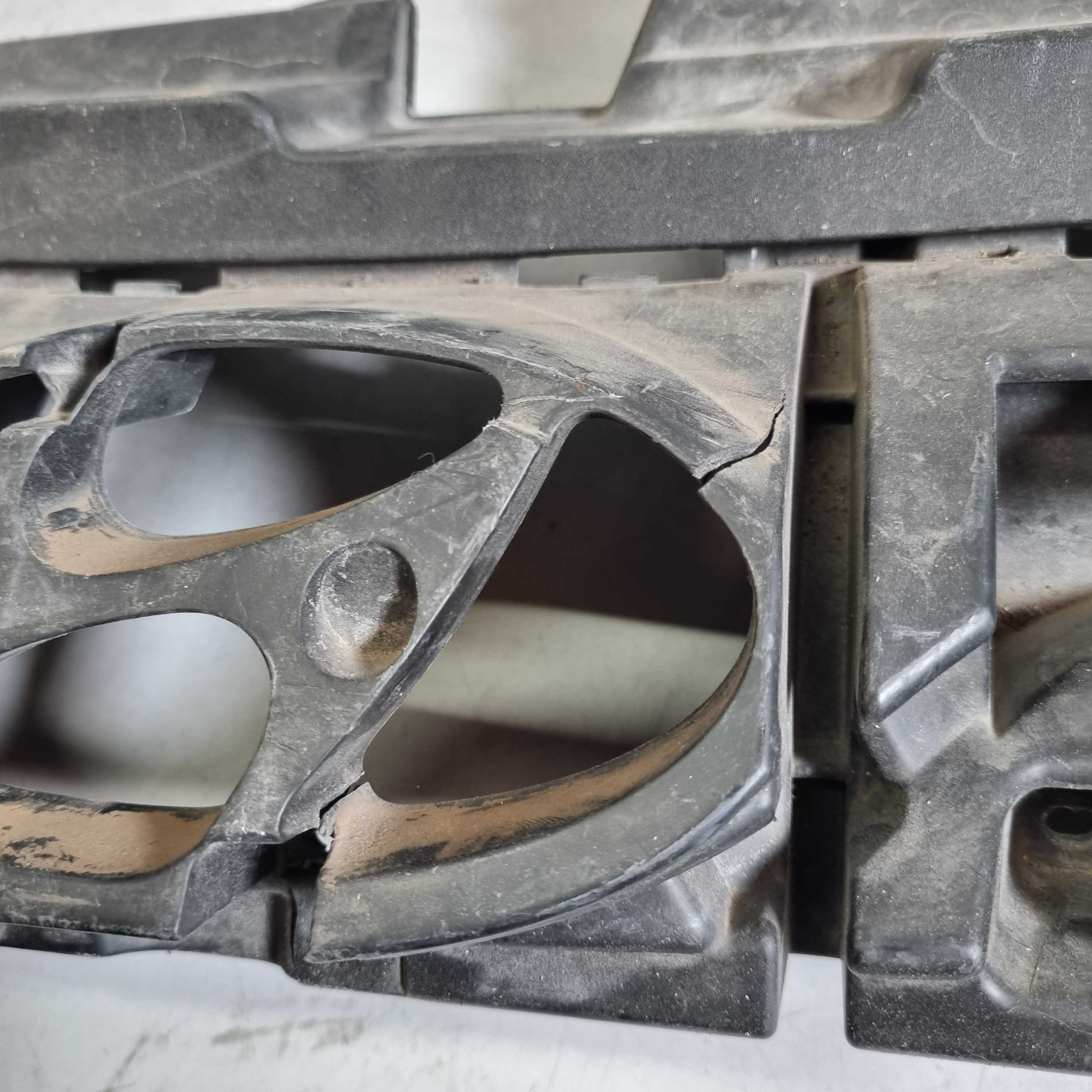 Grade  Superior Hyundai  Hb20 2013/2015 Seminovo E Original. 6