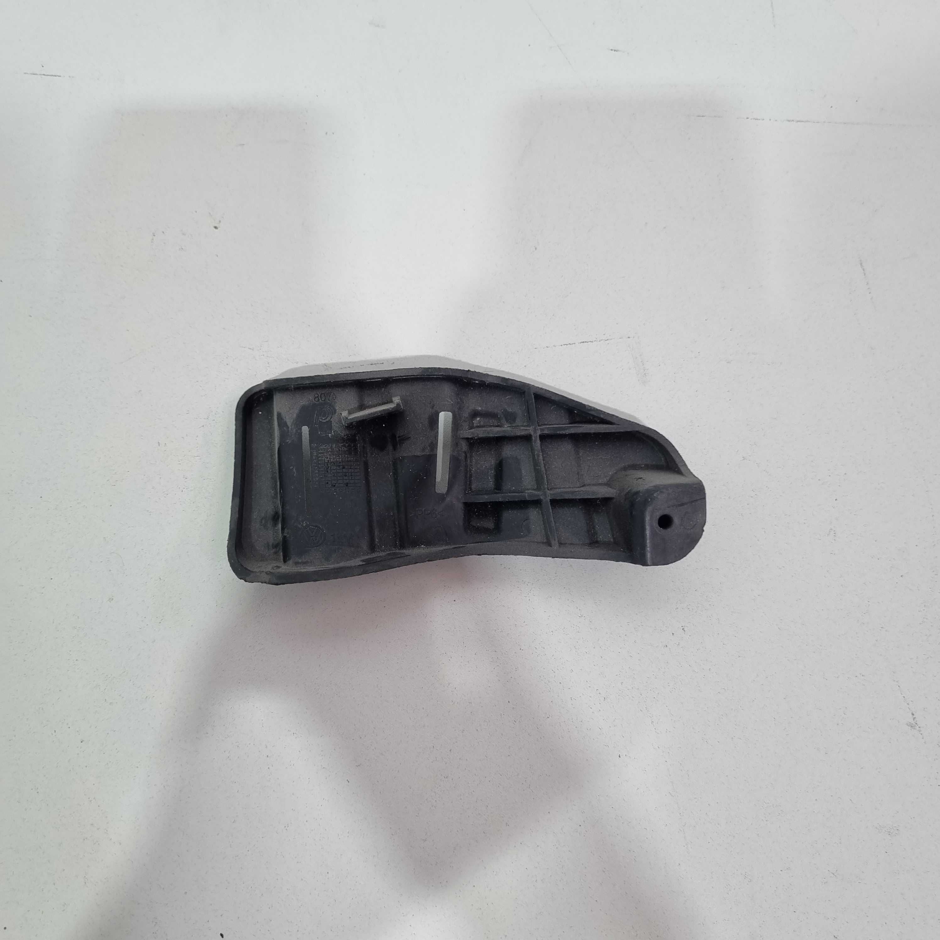 Guia Direita Do Parachoque Traseiro Vw Fox 2010/2014 7
