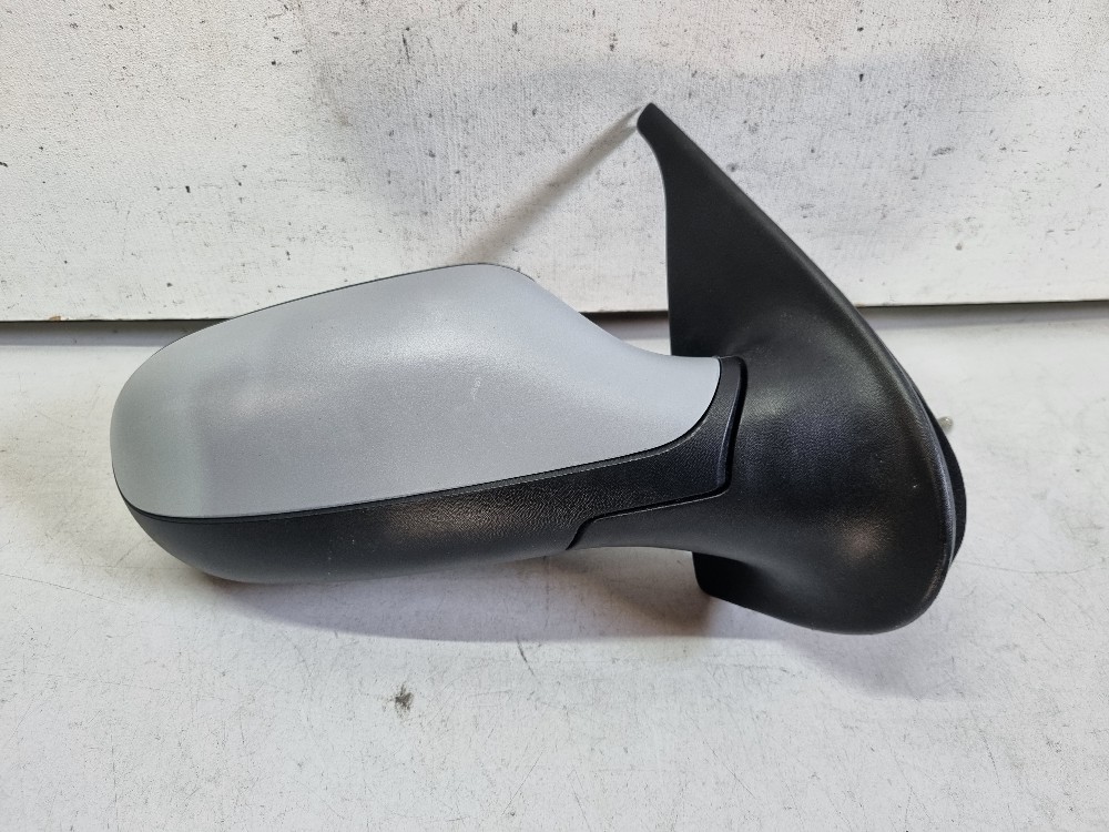 Retrovisor Direito Manual Palio 2 Portas 2003/2007 Seminovo. 3