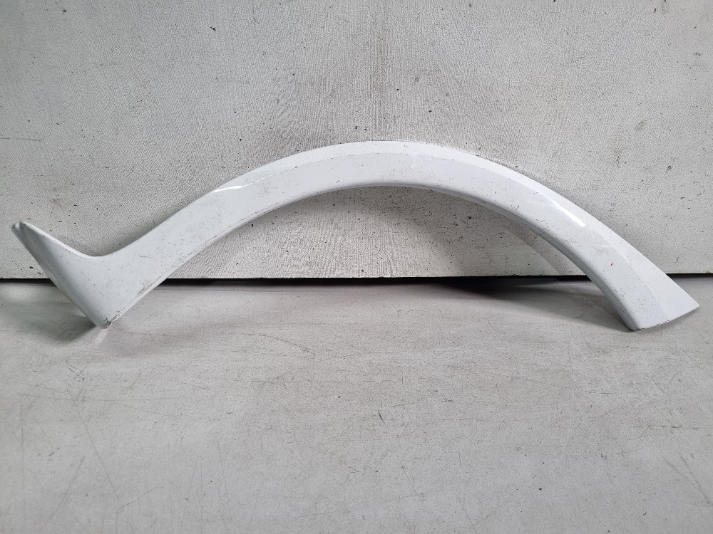 Moldura Traseira Esq. Lat.  Corsa Hatch 2005/2010 Recuperado