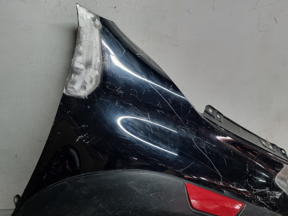 Paralama Direito Toyota Hilux 2021/2024 3