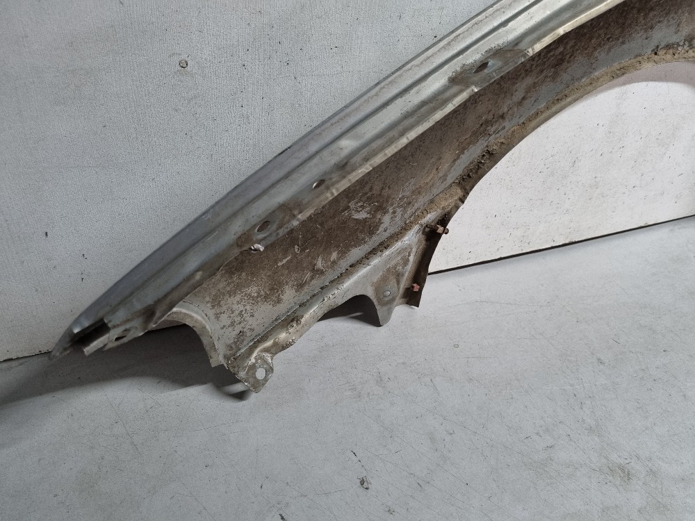 Paralama direito Volkswagen Gol bola 1996/1999 recuperado 8