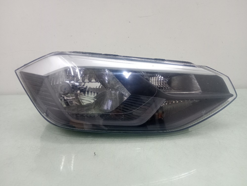 Farol Direito Volkswagen Polo Track 2022/2025 Recuperado Direito/passageiro 1