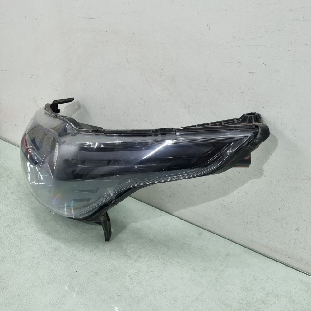 Farol Lado  Esquerdo Fiat Mobi  Modelos 2017/2024 Esquerdo/motorista 3
