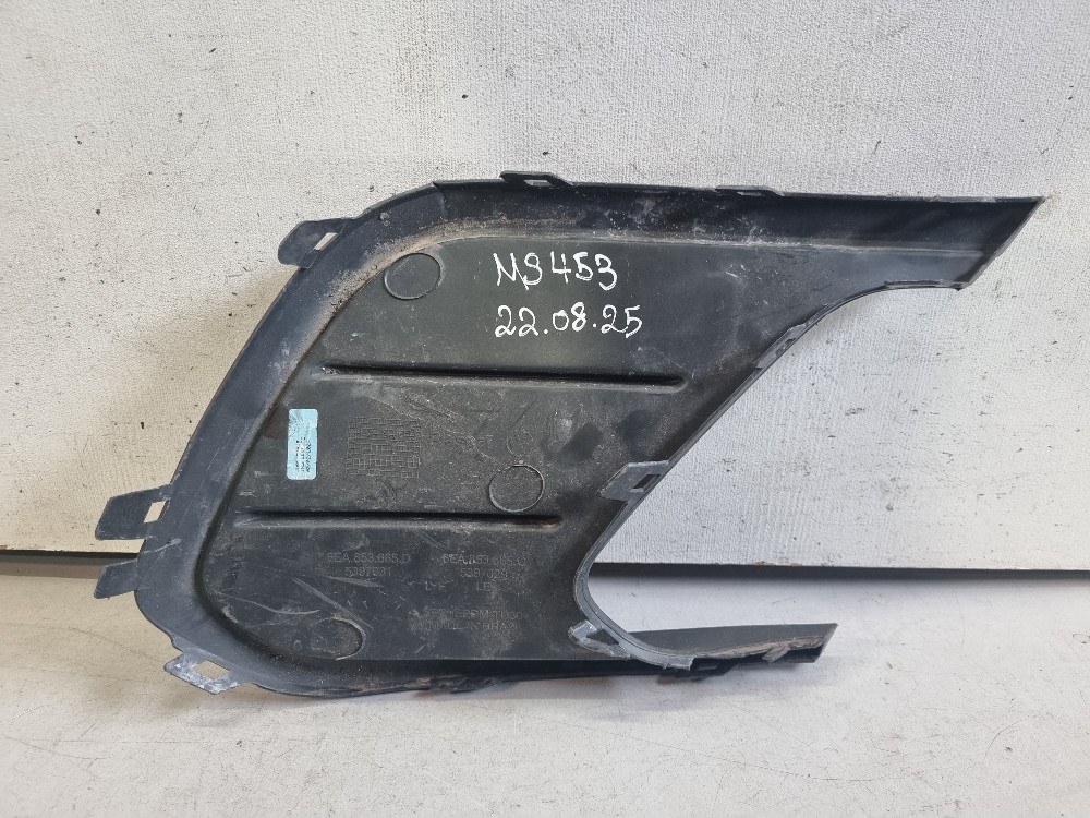 Moldura Do Cibié Esquerdo Volkswagen Polo Track 2023 / 2025. 5