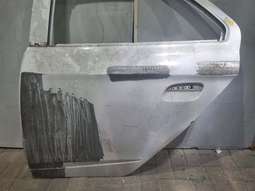 Porta Traseira Do Lado Esquerdo Chevrolet Onix 2013/2019 Traseira Esquerdo 3