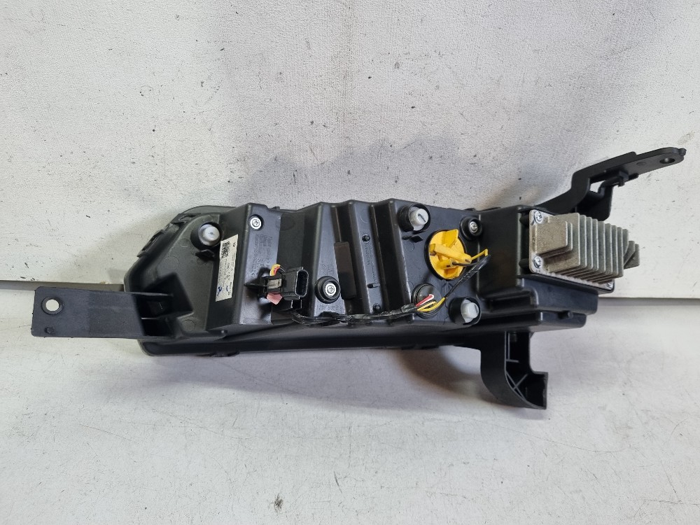 Farol Direito Superior Renault Kwid 2022/2025 Recondicionado 5