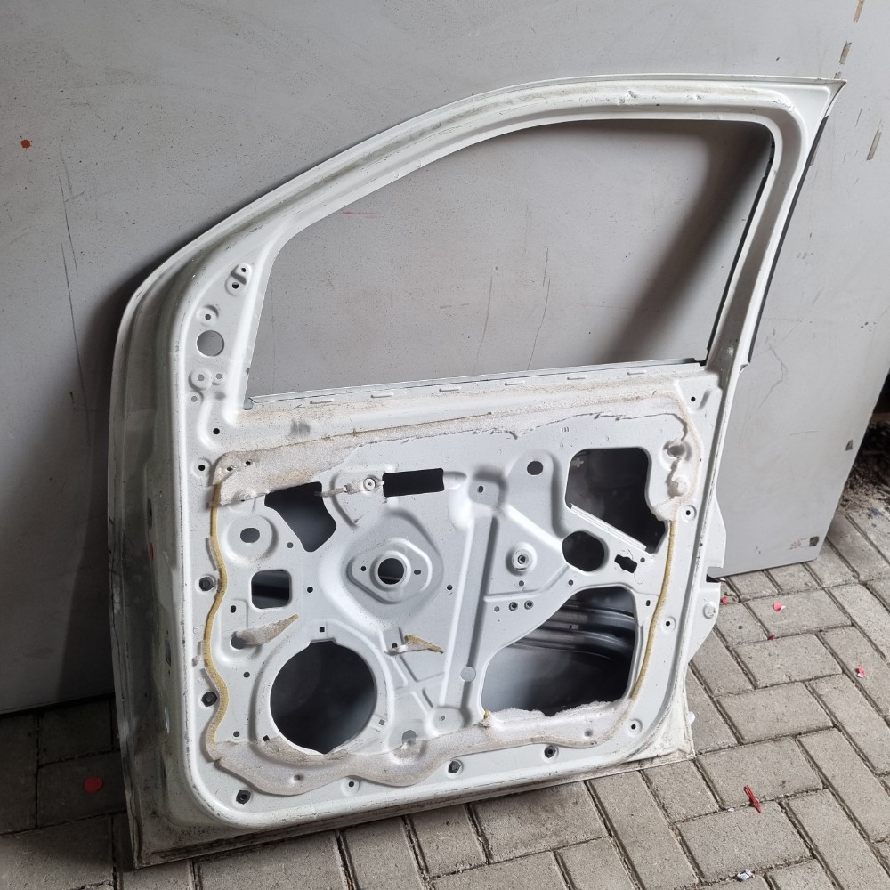 Porta Dianteira Do Lado Direito Fiat Mobi 2017/2021 Dianteira 4