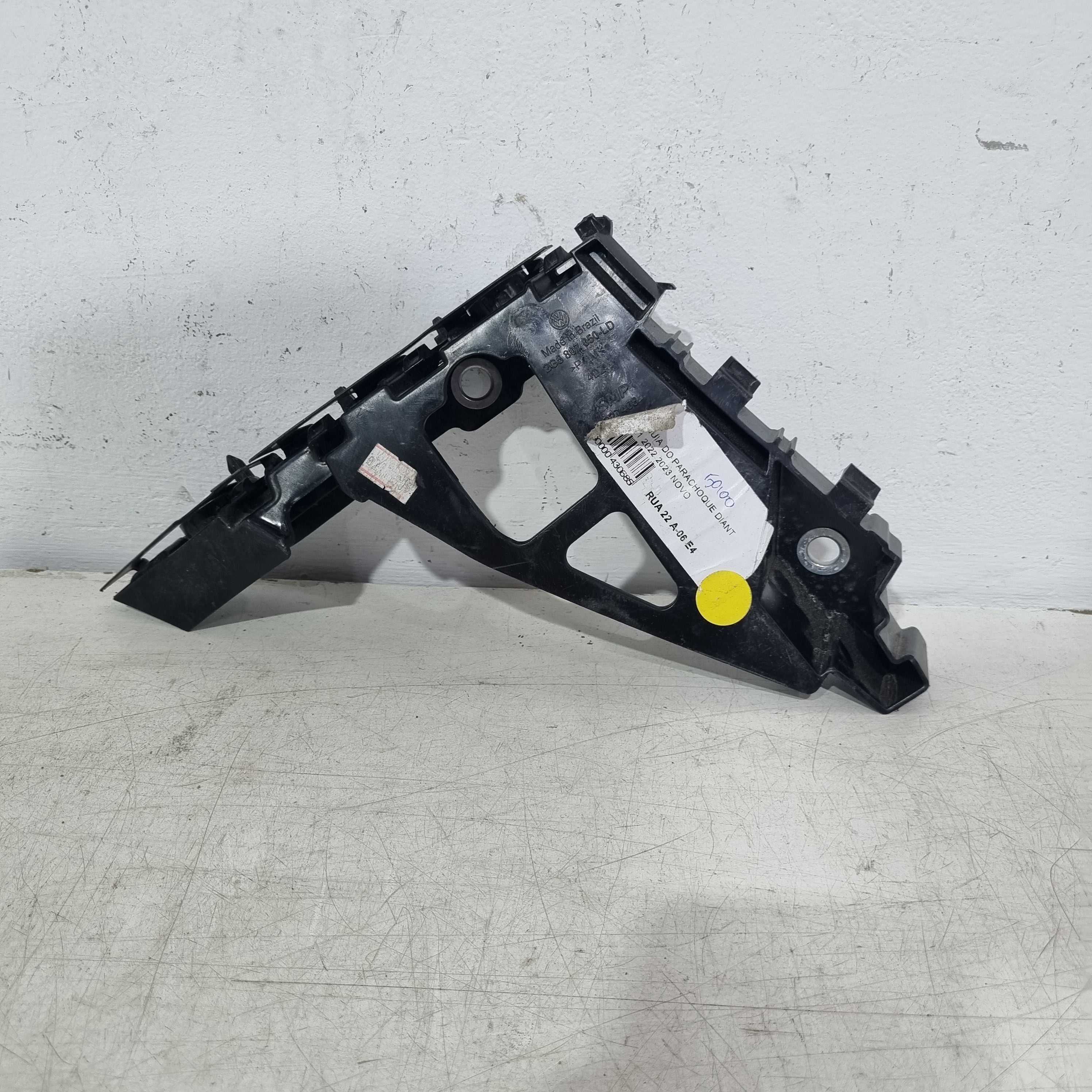 Suporte Do Parachoque Dianteiro Volkswagen Nivus 2021/2023 1