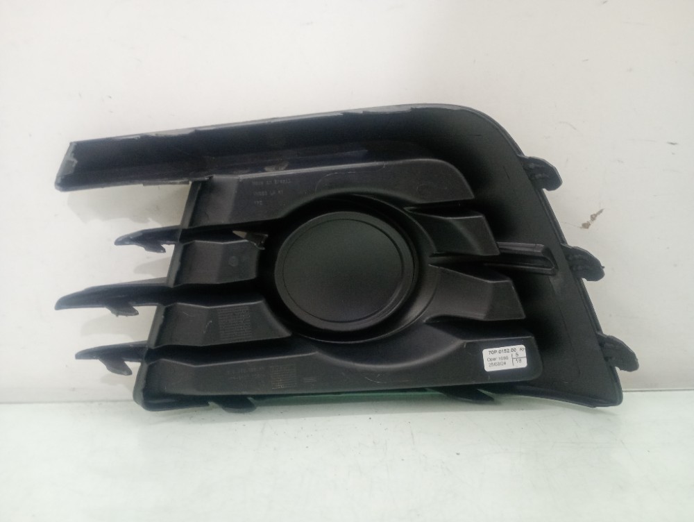 Moldura Esquerda Do Cibié Volkswagen Gol G7 2016/2018 2