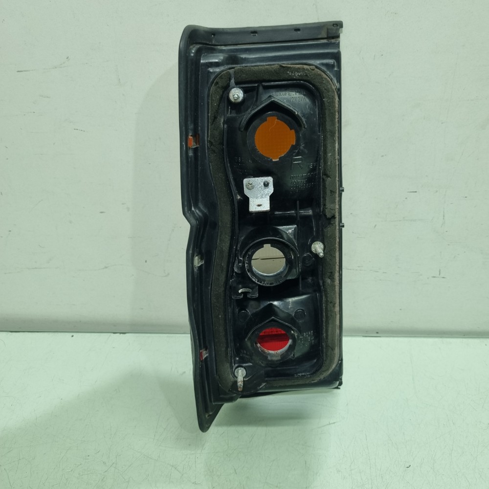 Lanterna Do Lado Direito Nissan Pathfinder Modelos 1987/1995 Direito/passageiro 3