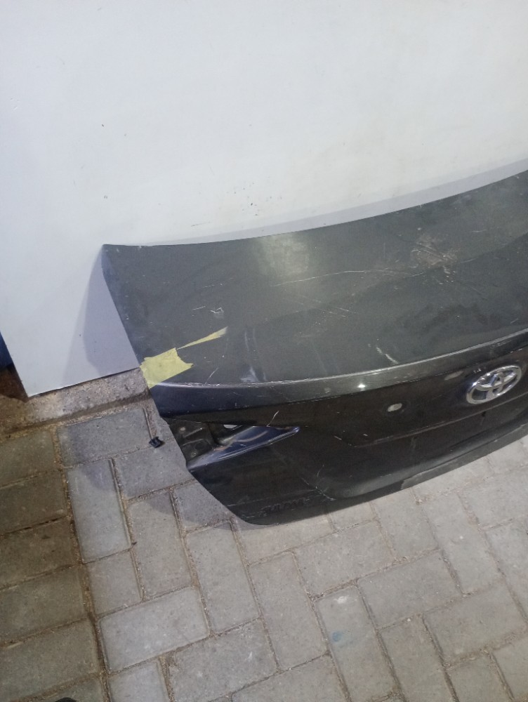Tampa traseira Toyota corolla 21/24 recuperada 3