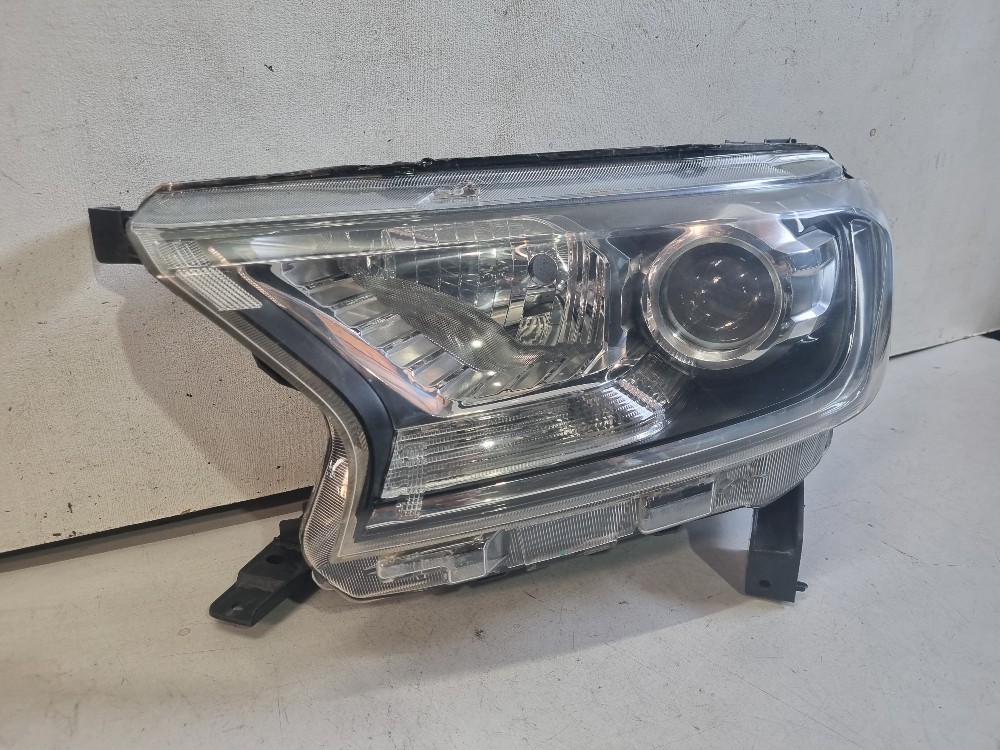 Farol  Esquerdo Sem  Led Ford Ranger 2017 / 2022 Recuperado. 3