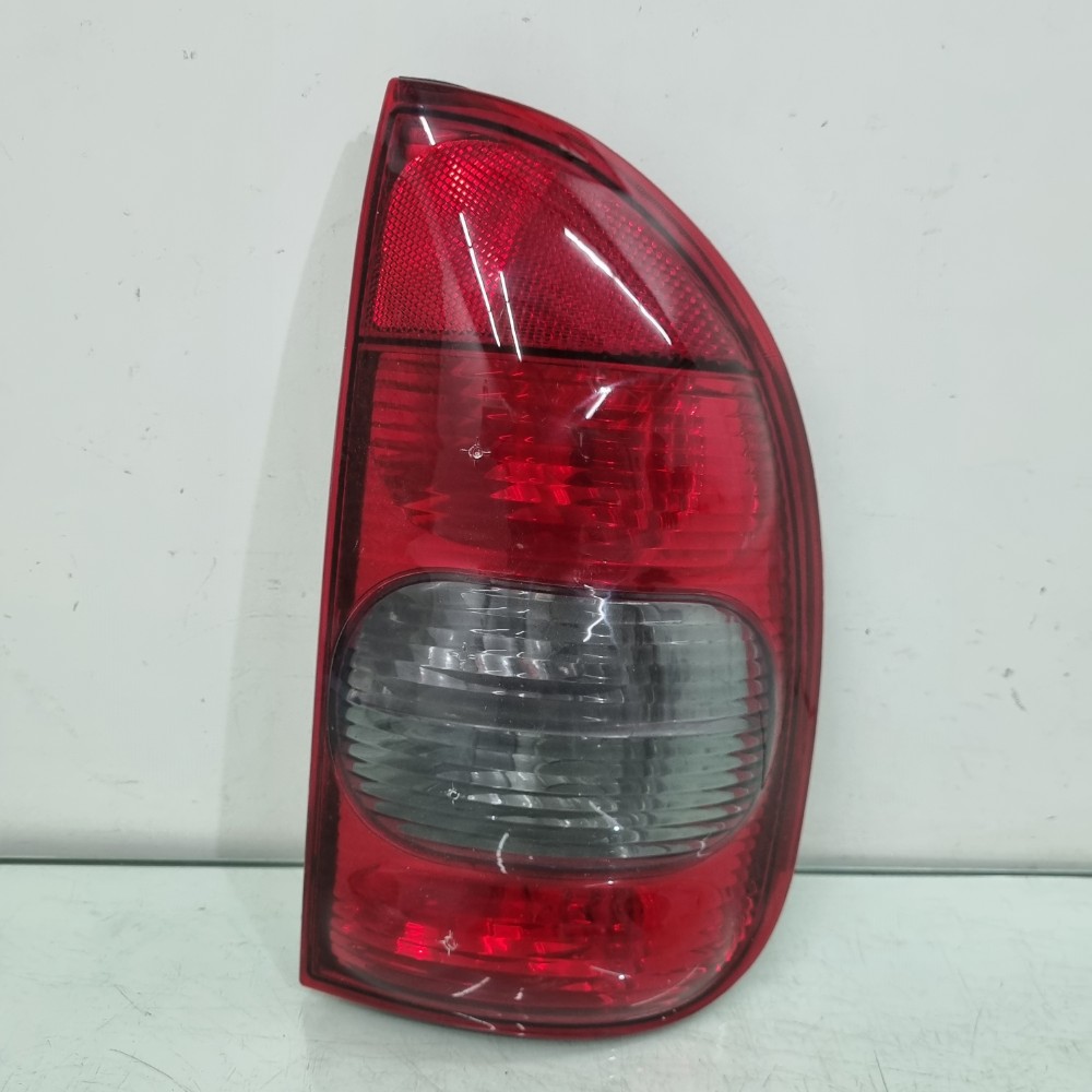 Lanterna Do Lado Direito Chevrolet Corsa Hatch 2001/2005 Direito/passageiro 1