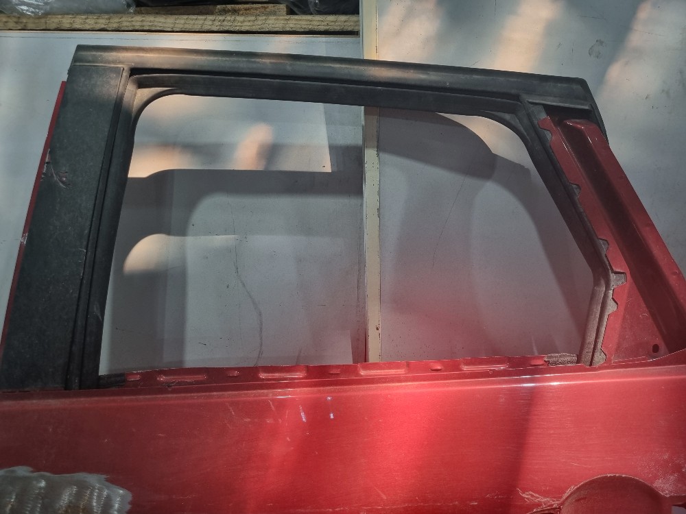 Porta Traseira Do Lado Esquerdo Renault Captur 2016/2022 Traseira Esquerdo 3