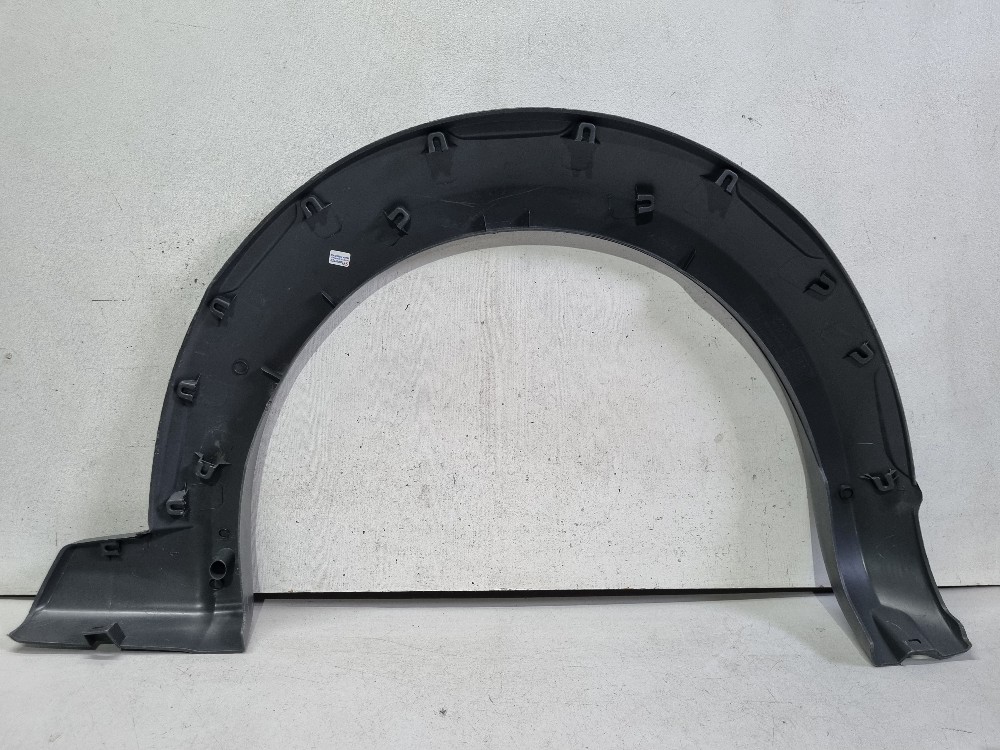 Moldura Paralama Esq. Fiat Strada Working 2014/2019 Seminova 2