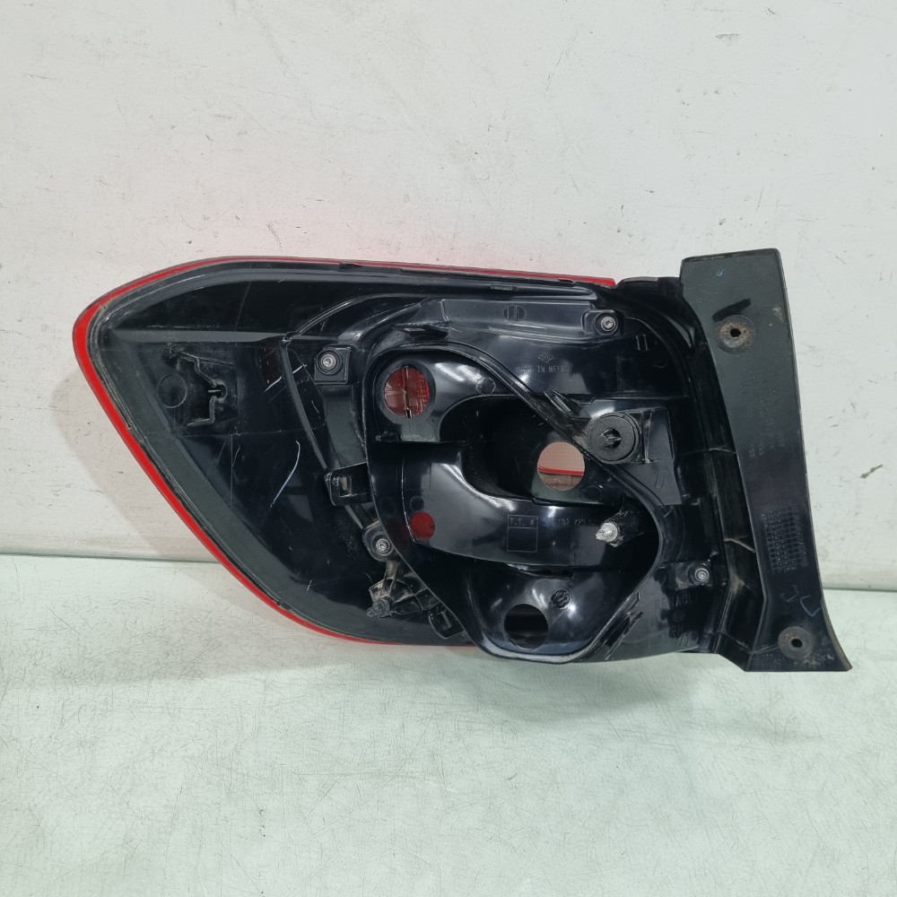 Lanterna Direita Renault Sandero 2015/2018 Direito/passageiro 4