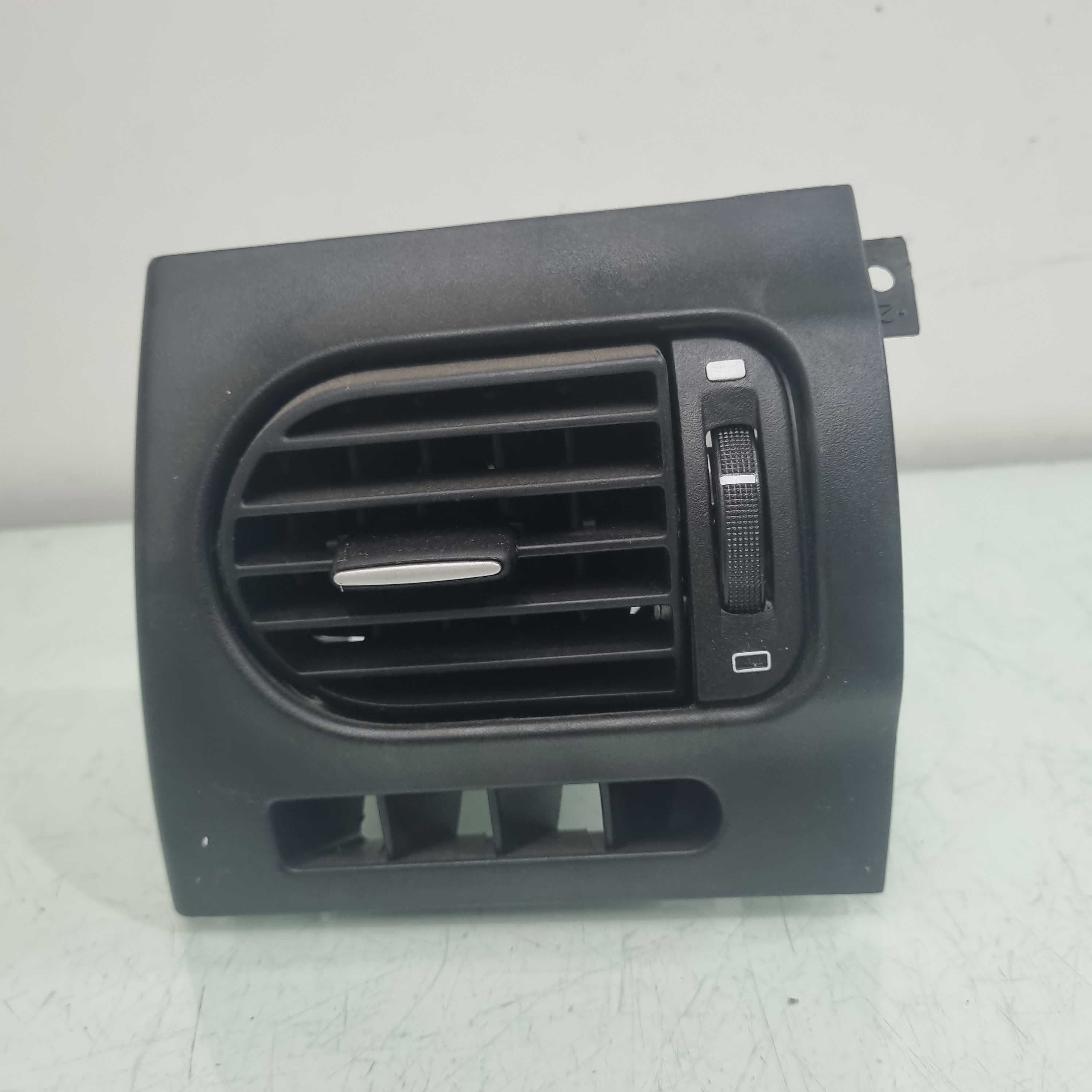Difusor De Ar Fiat Palio Strada 2013/2018 1