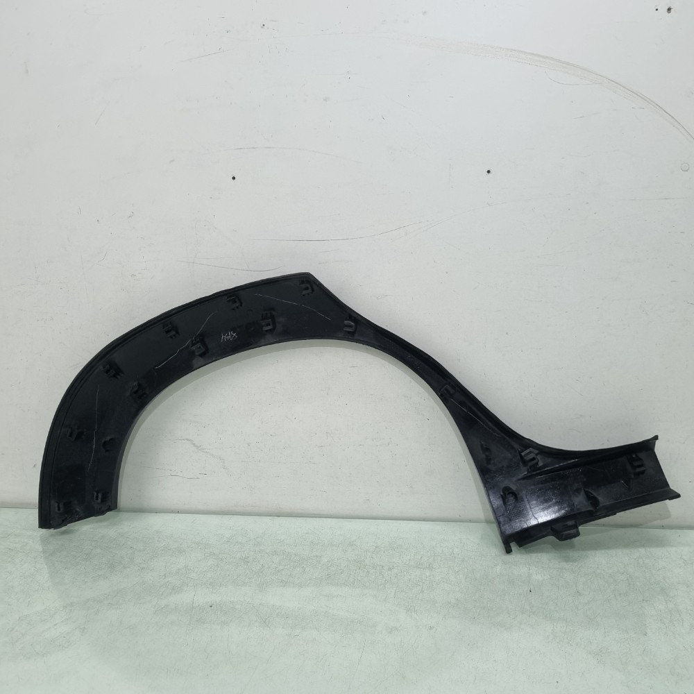 Moldura Traseira Esquerda Fiat Fastback 2021/2024 Recuperada 7