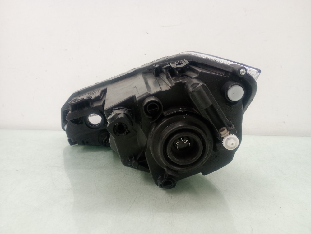 Farol Direito Volkswagen Polo Track 2022/2025 Recuperado Direito/passageiro 5
