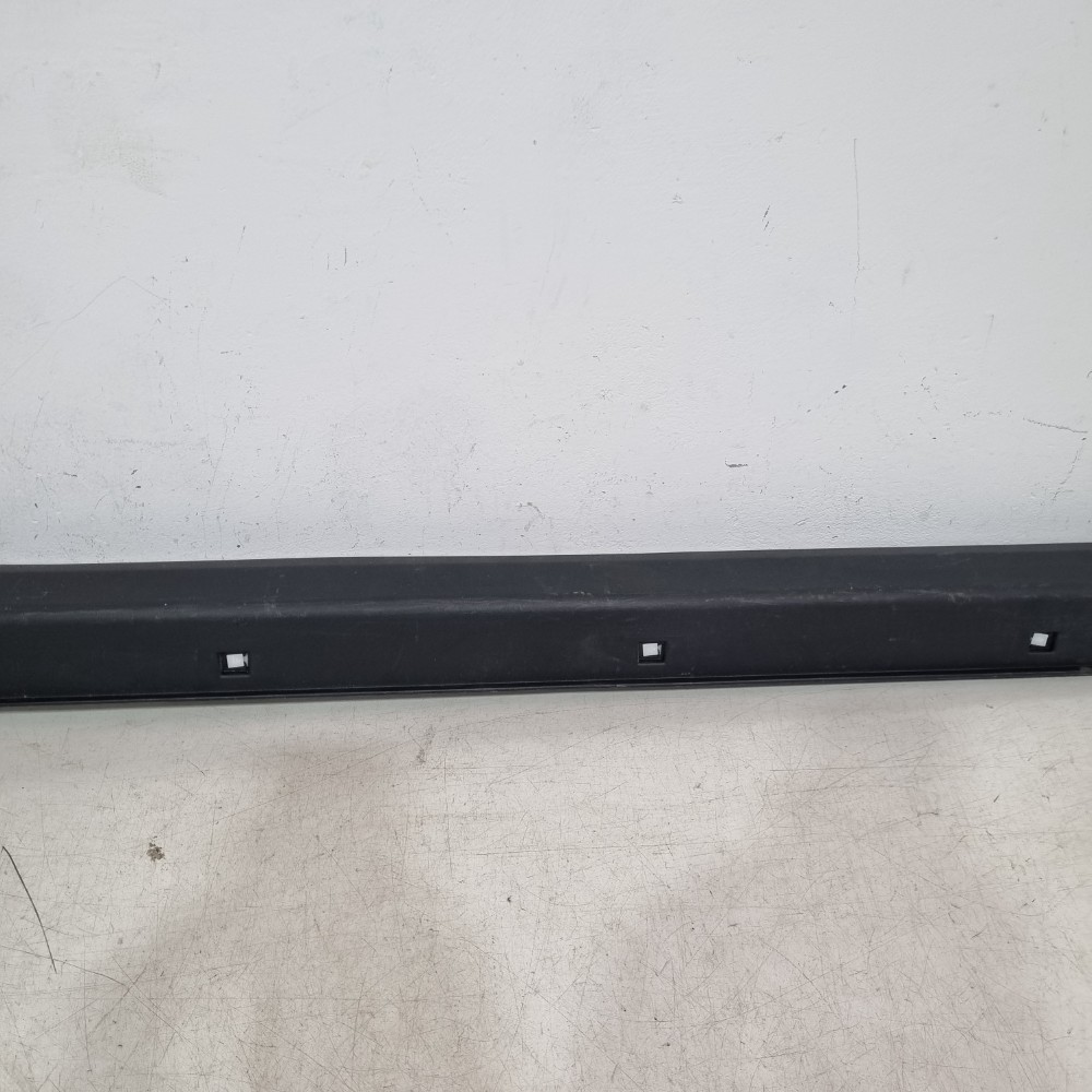 Spoiler Lateral Direito Hyundai Santa Fé Modelos 2017/2020 3