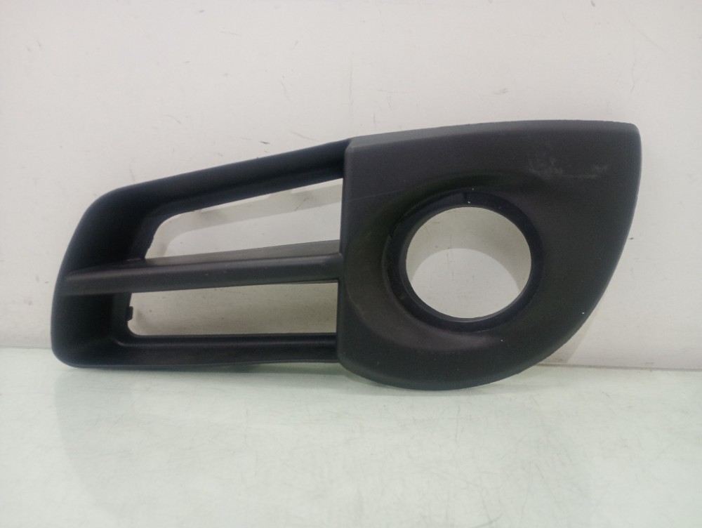Moldura Cibie Esquerda Chevrolet Montana 2010 Com Furo. 1