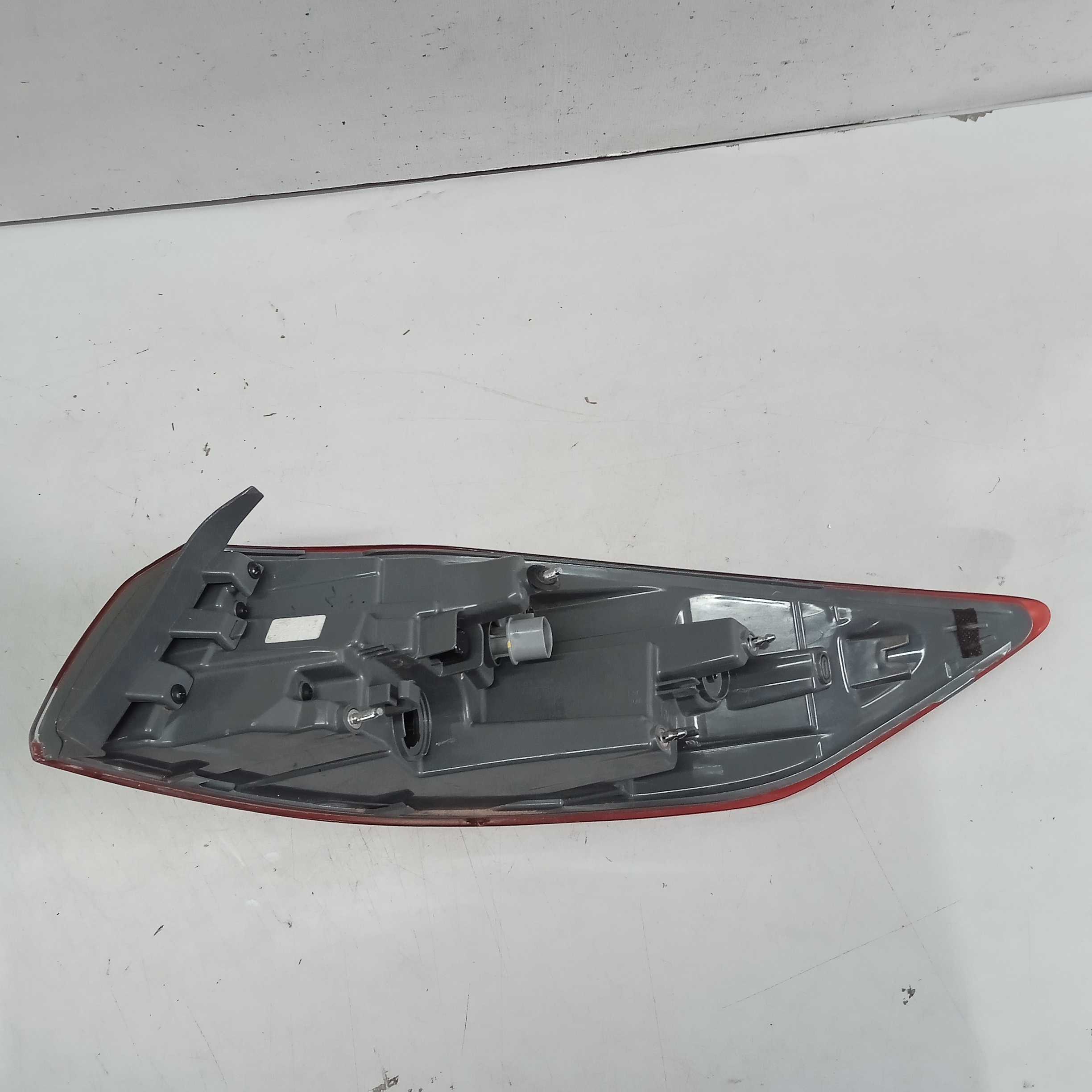 Lanterna Esquerda Hyundai Elantra Ano 2013/2016 Recuperada 4