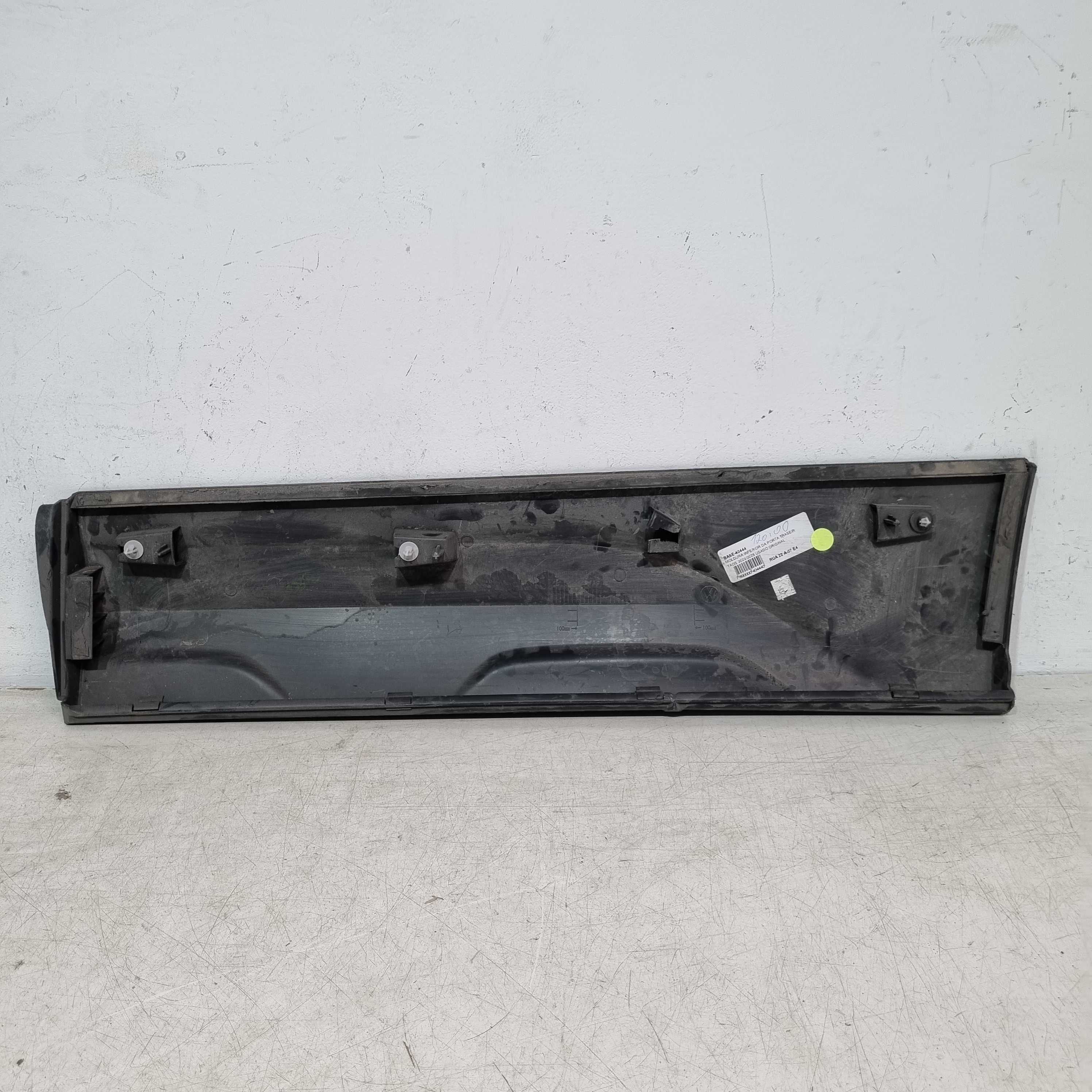 Moldura Inferior Porta Traseira Direita Vw Taos 2022/2023 Preto 2