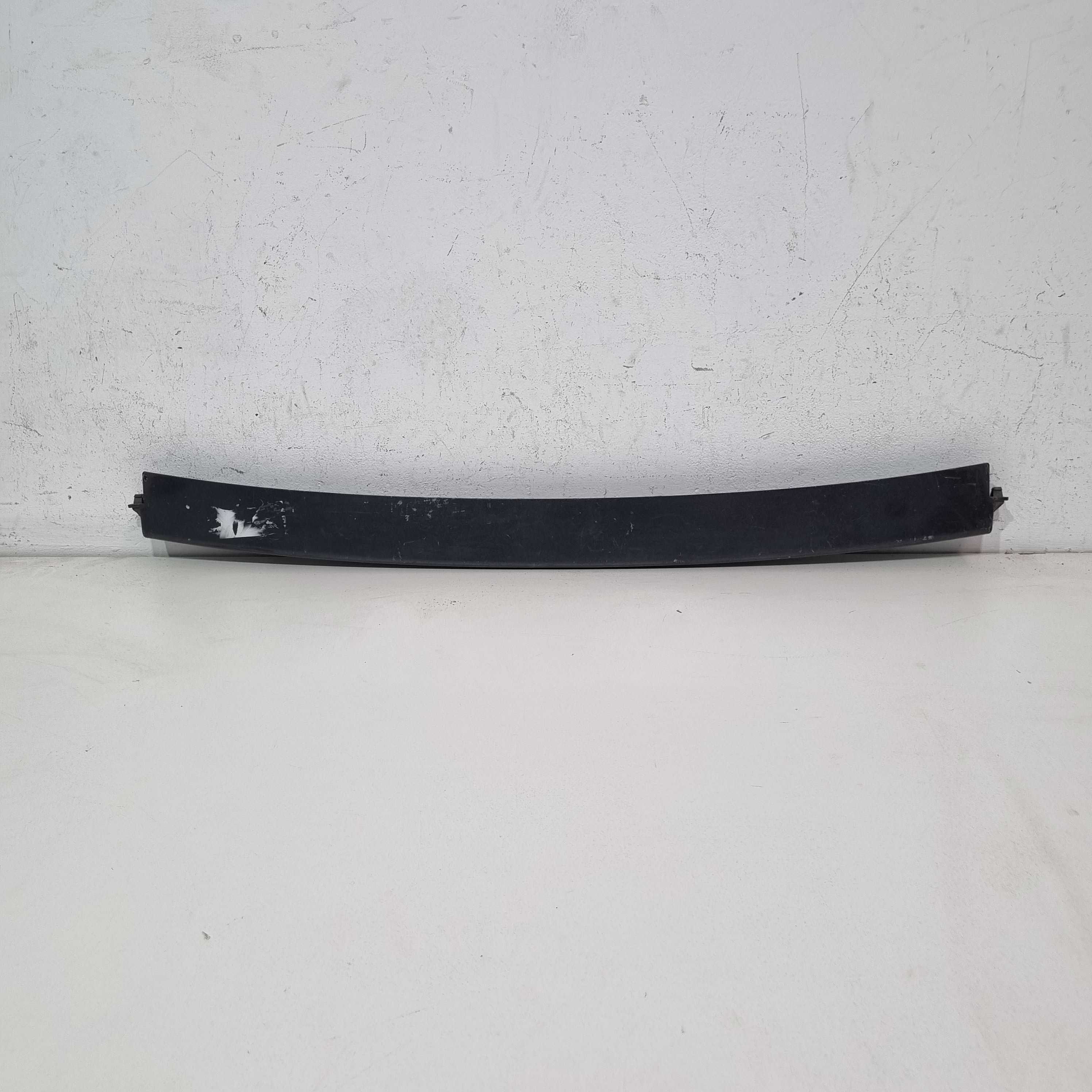 Moldura Inferior Da Grade Central Citroën Aircross 2011/2015 Cinza 1