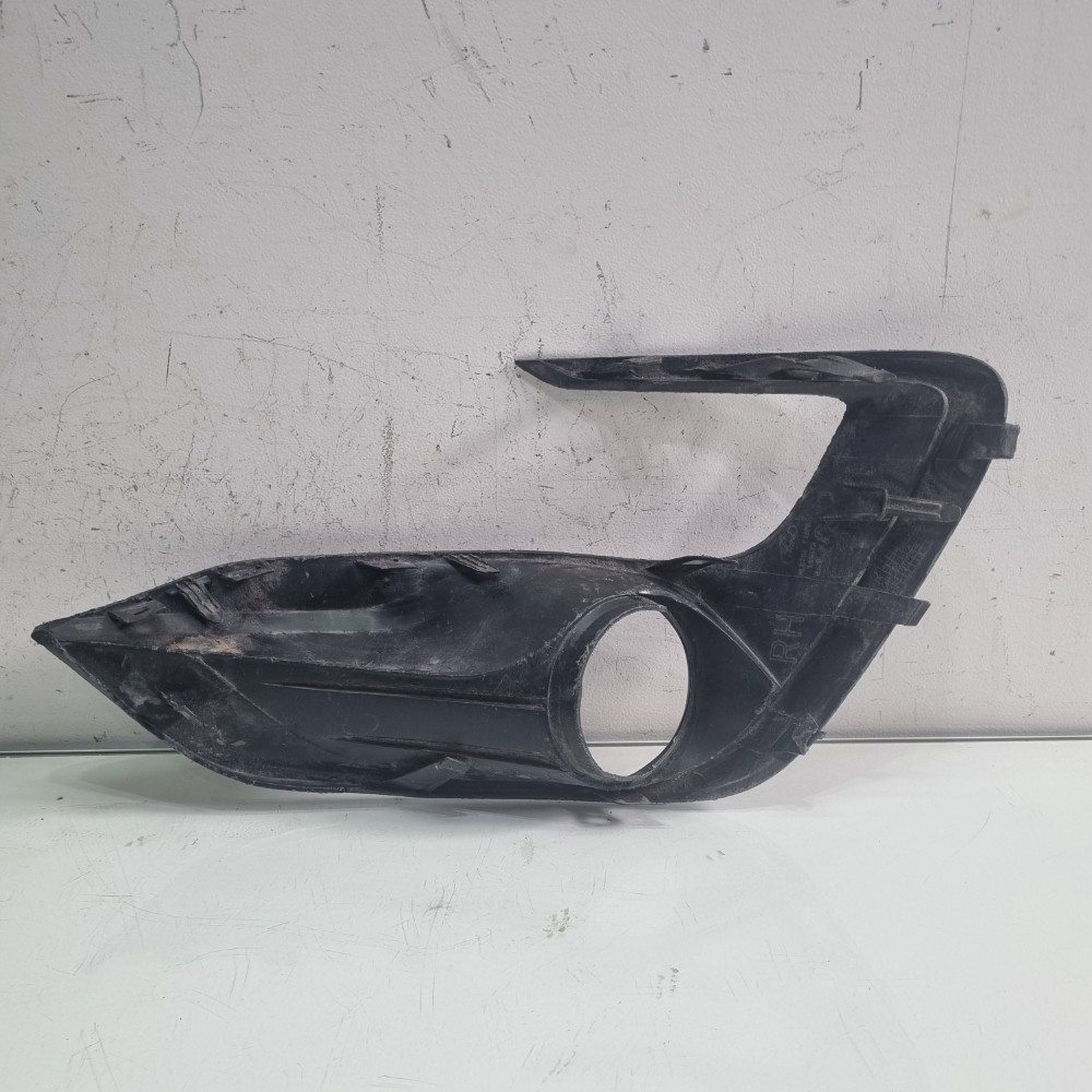 Moldura da Grade do Milha Esquerdo Ford Ka 2018–2021 Original 7