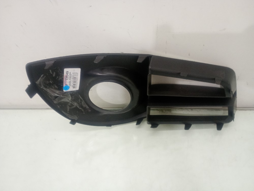 Moldura Cibie Esquerda Chevrolet Montana 2010 Com Furo. 3