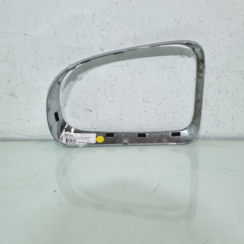 Friso Cromado Traseiro Direito Mini Cooper S 2013/2016 Cromado 9