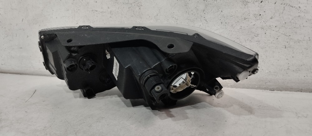 Farol Dianteiro Direito Volkswagen Saveiro 2003/2025 Direito/passageiro 4