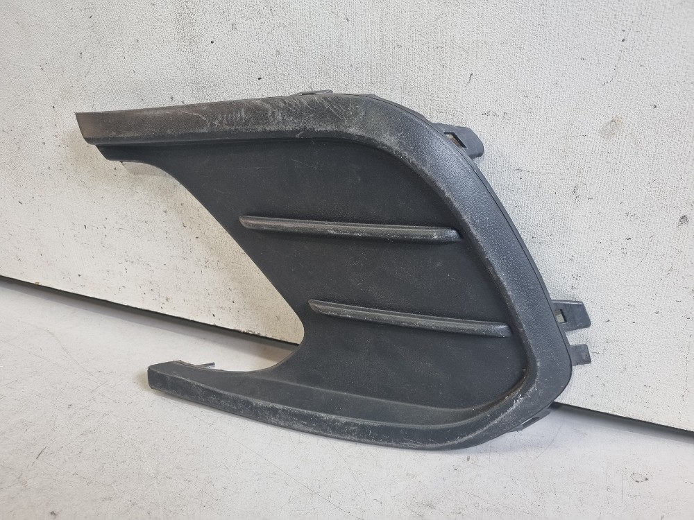 Moldura Do Cibié Esquerdo Volkswagen Polo Track 2023 / 2025. 3