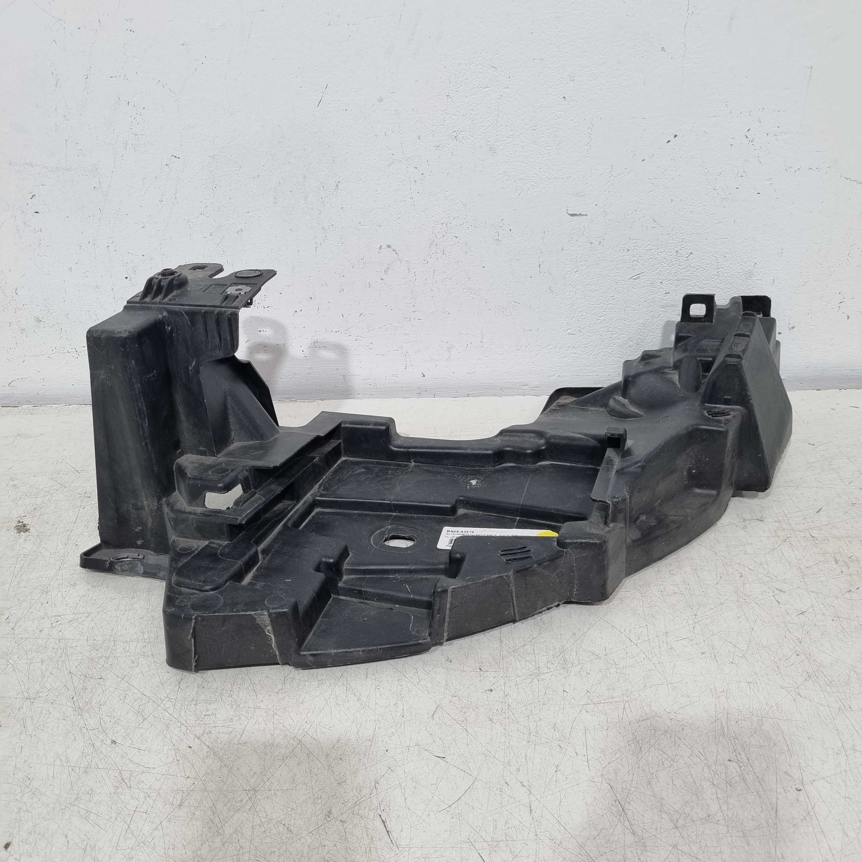 Alojamento Do Farol Esquerdo Renault Fluence 2012/2017 1
