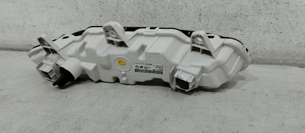 Led Direito Parachoque  Dianteiro 208 2020/2024 Recuperado. 5