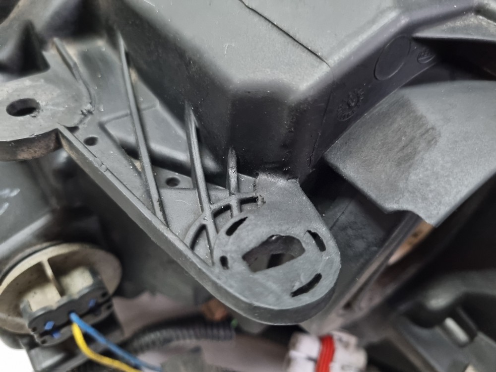 Farol Direito Nissan Sentra 2017/2020 Recuperado E Original. Direito/passageiro 9