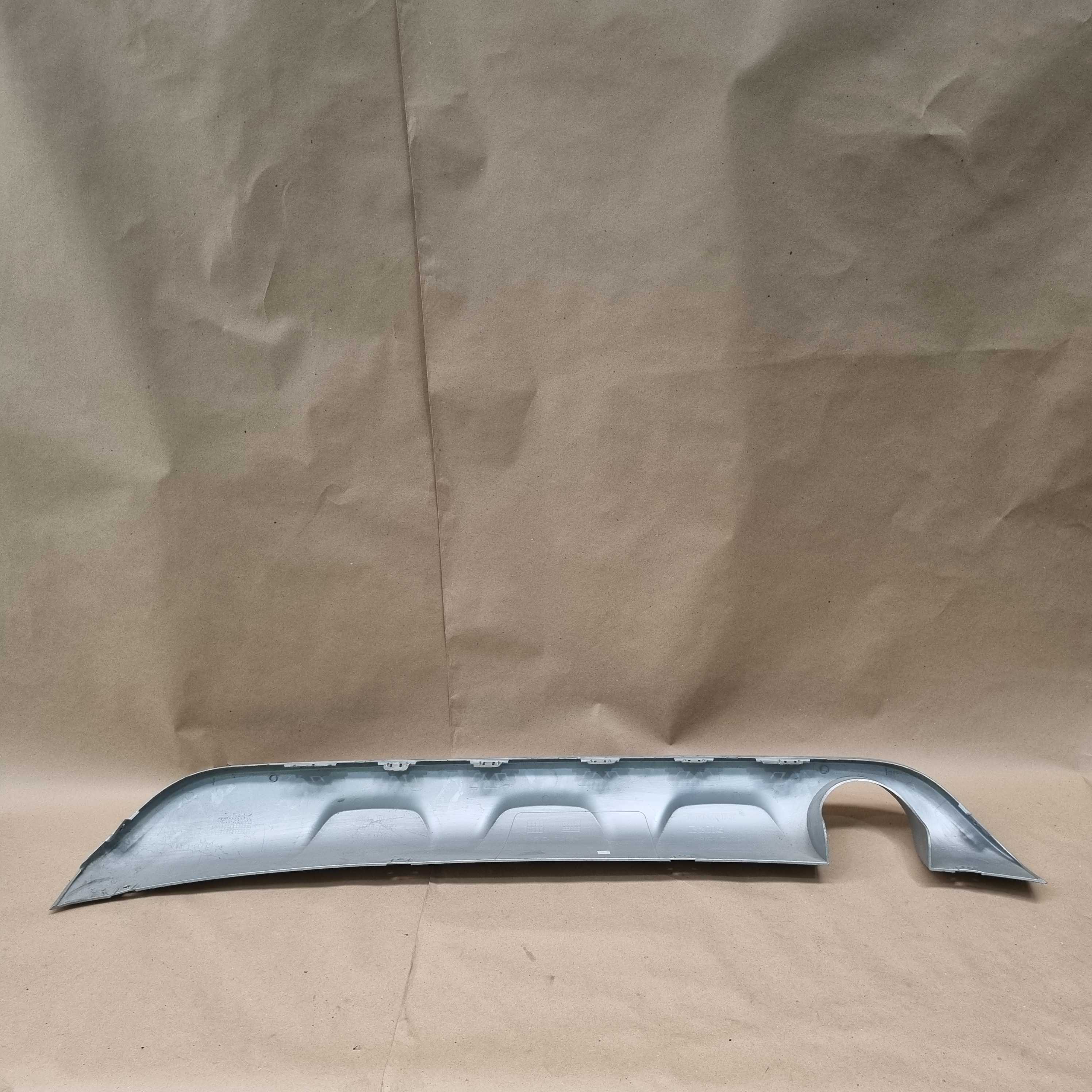 Moldura Inferior Parachoque Tras Renault Captur 2017/2023 Cinza 2