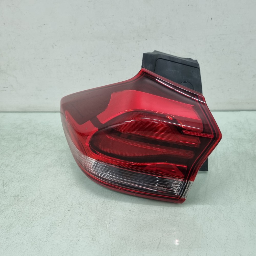 Lanterna Esquerda Sem LED Chevrolet Tracker 2020/2024 1