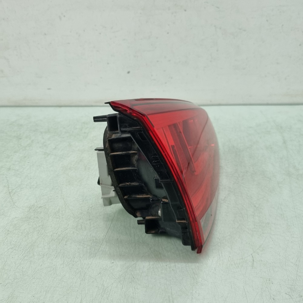 Lanterna Esquerda Tampa Traseira Volkswagen Golf 2015/2018 Esquerdo/motorista 2