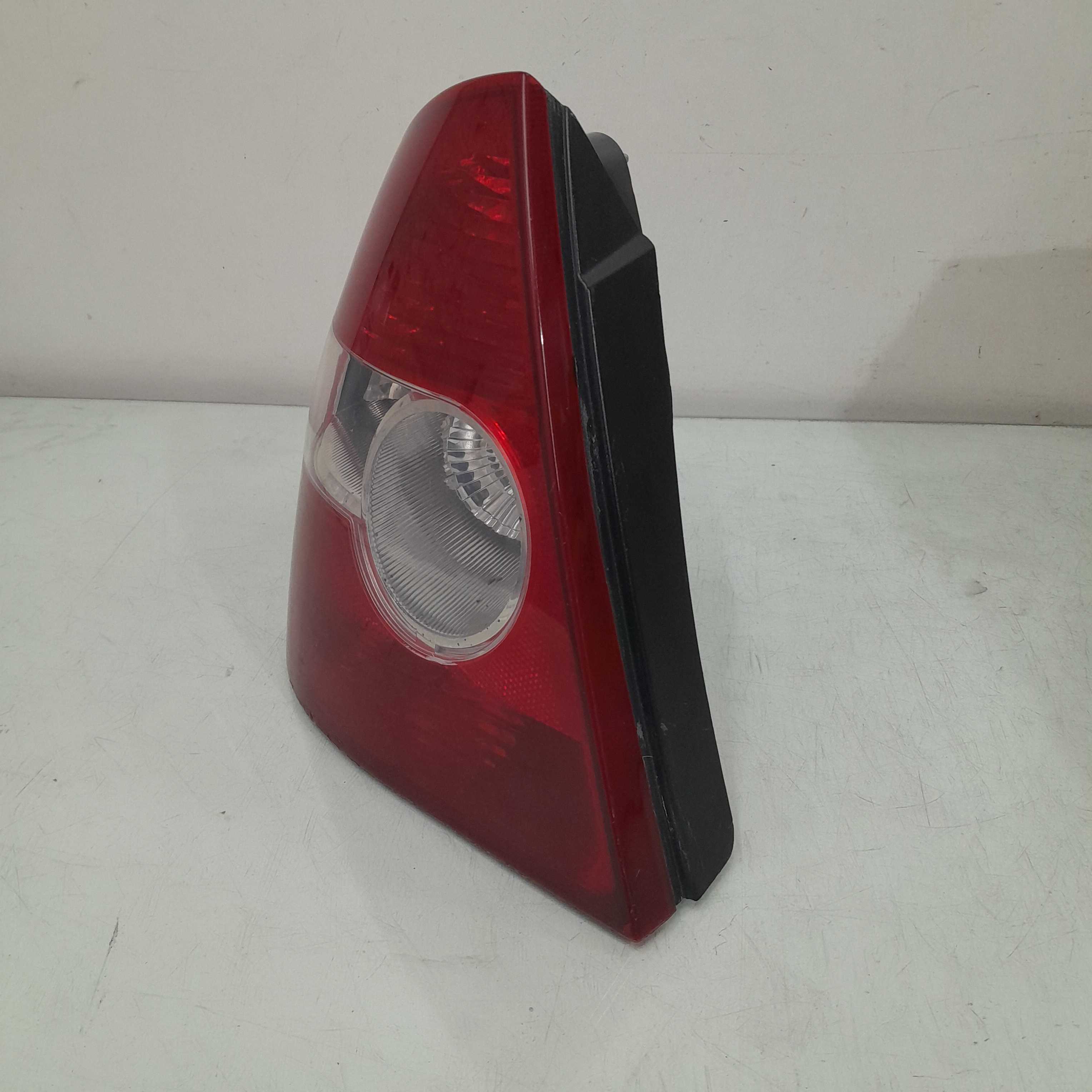 Lanterna Esquerda Ford Fiesta Sedan Recuperada 2005/10 3