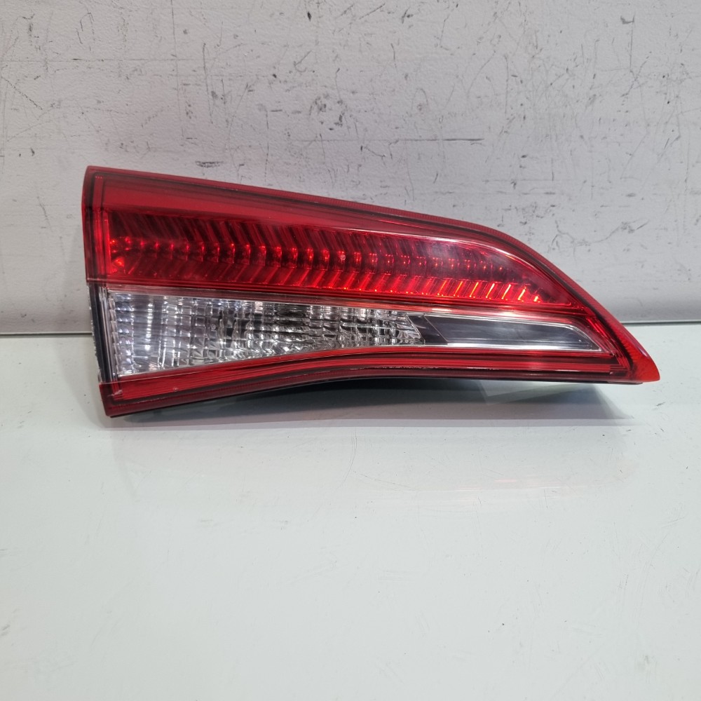 Lanterna Do Lado Esquerdo Toyota Yaris Sedan 2017/2022 Esquerdo/motorista 1